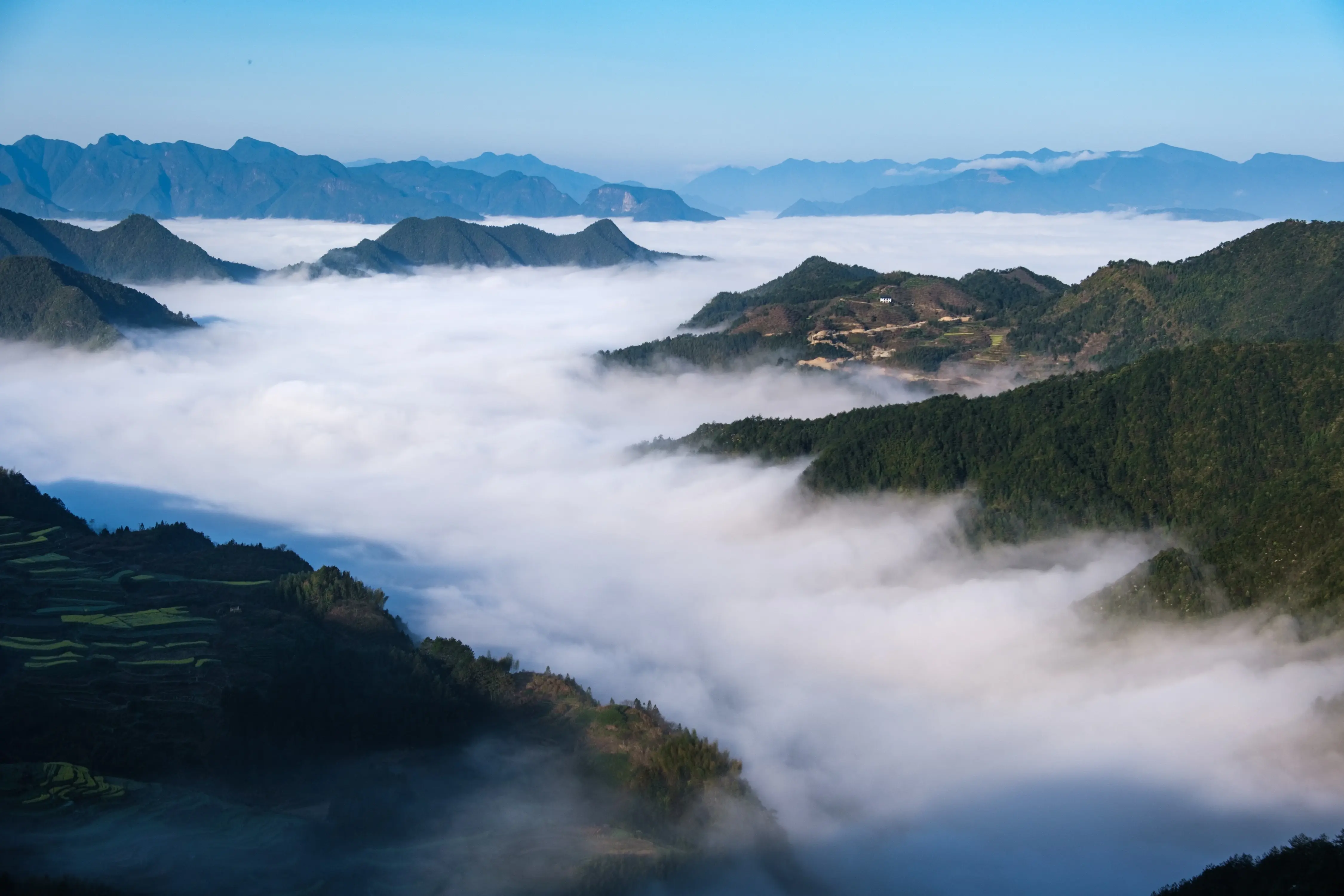 被张若昀发文安利的宝藏取景地,仙气飘飘,简直就是武侠的世界!