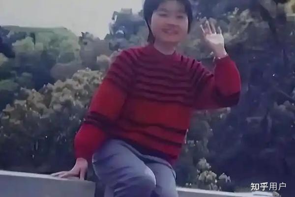上海海事大学自杀案: 学霸杨元元带母上学,最终厕所自缢身亡,生生被母亲吸干血 - 知乎
