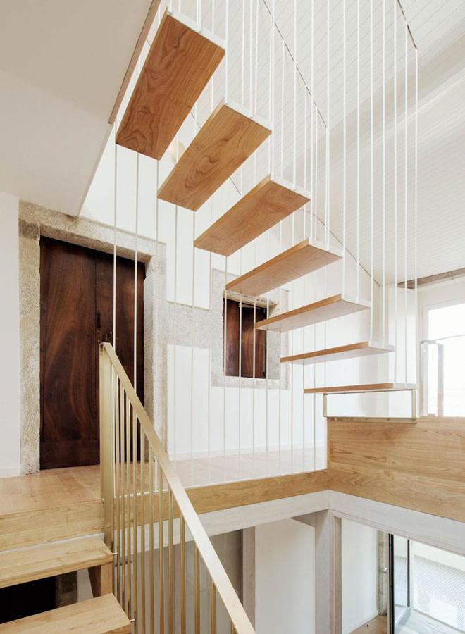 楼梯方位最好设置在哪里楼梯什么形状比较好