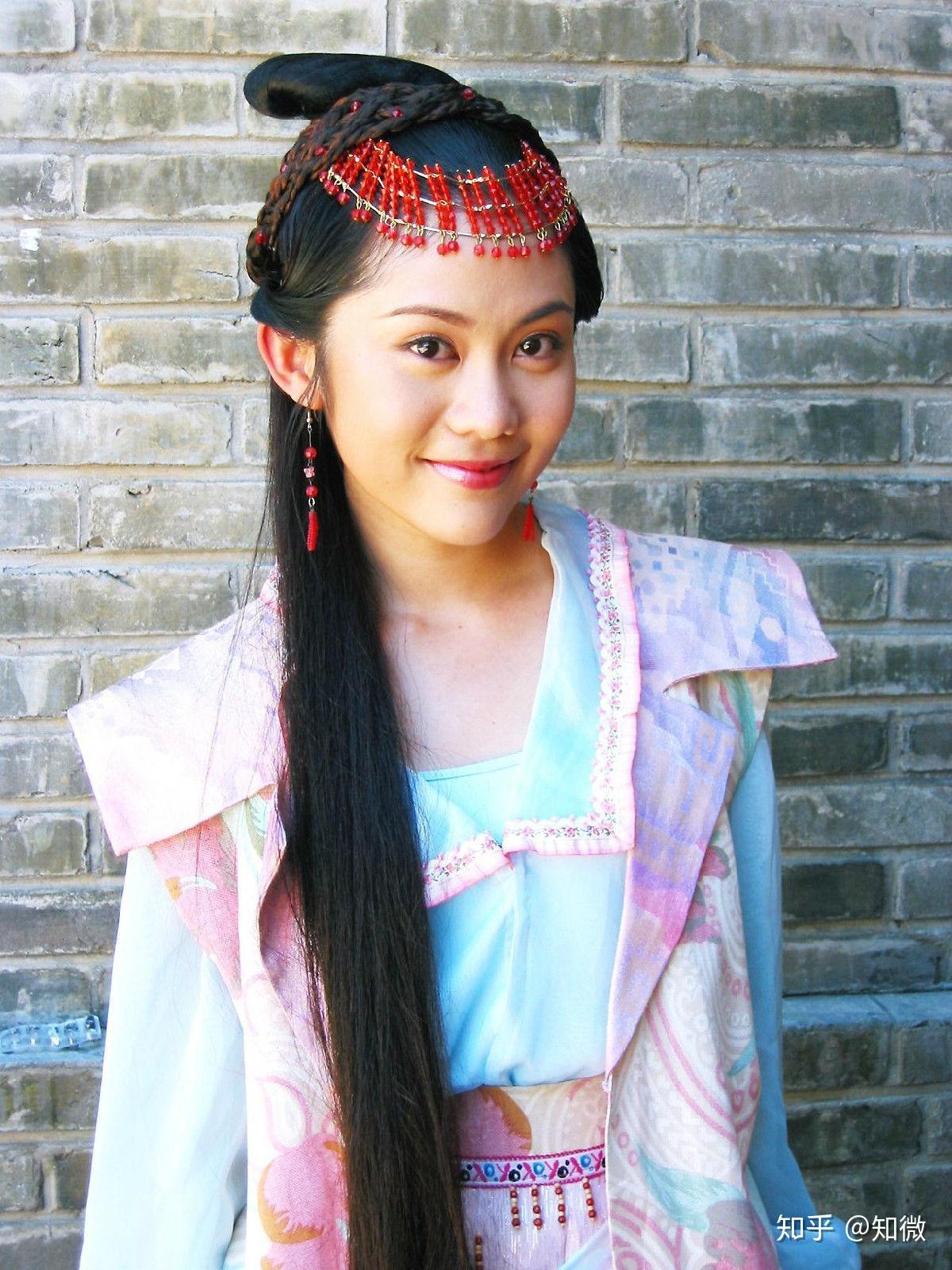 这部电视剧也是风靡一时,剧中集结了蒋勤勤,黄少祺,王宇婕等一众演员