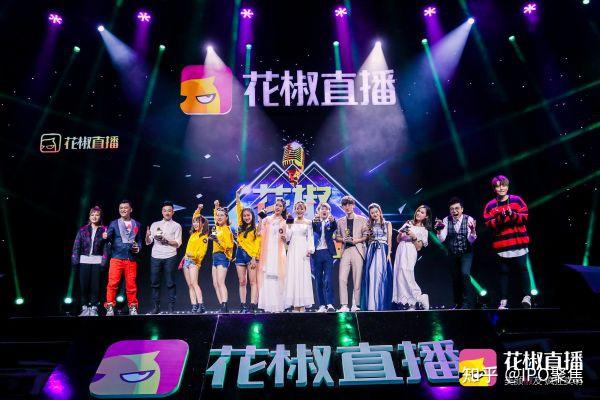 其运营一个中国领先的在线社交娱乐直播平台.