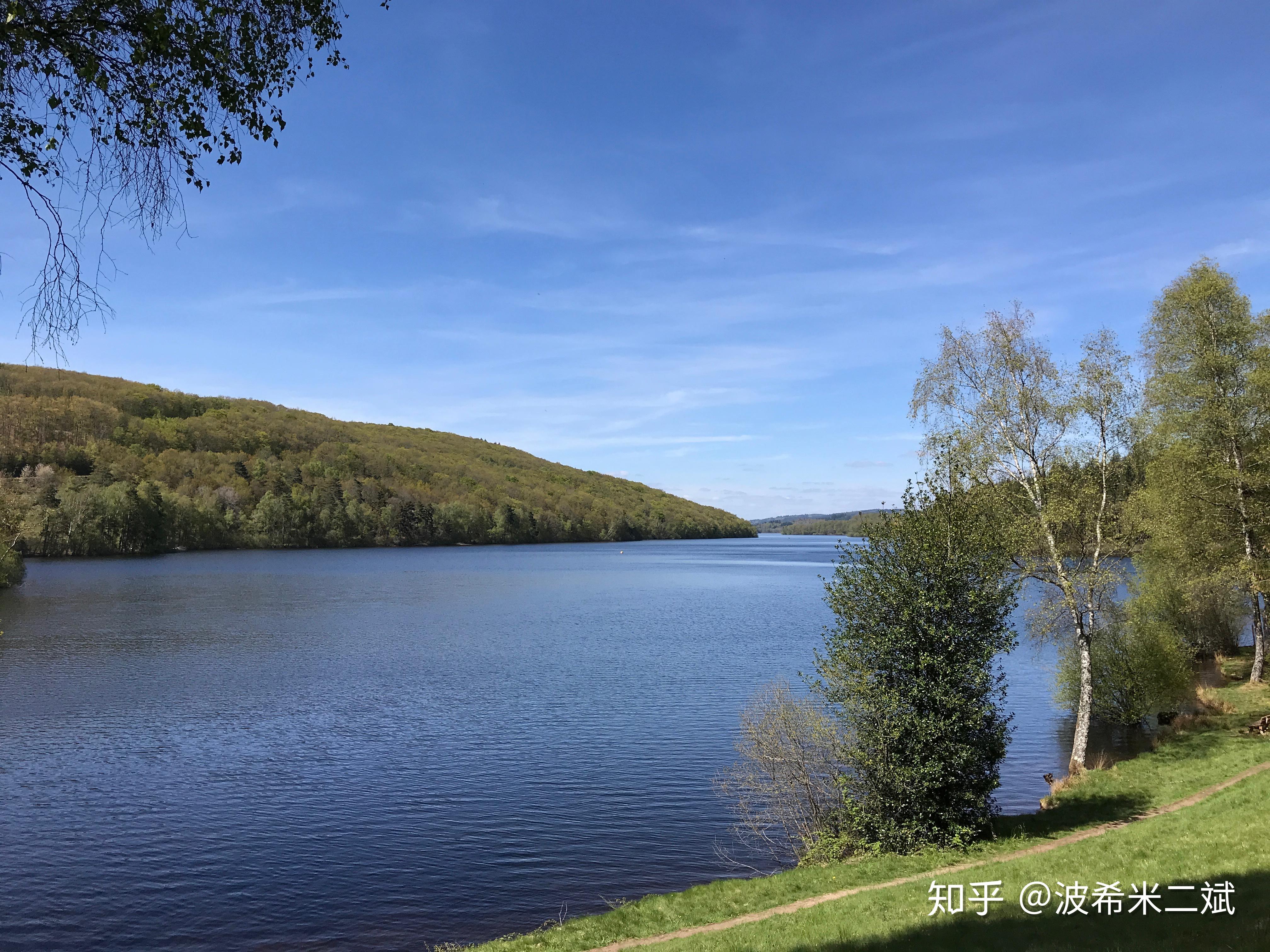 骑世纪 | 跨越法国中央高原(1)火山,雪山,峡谷,这些法国风景你听说过?