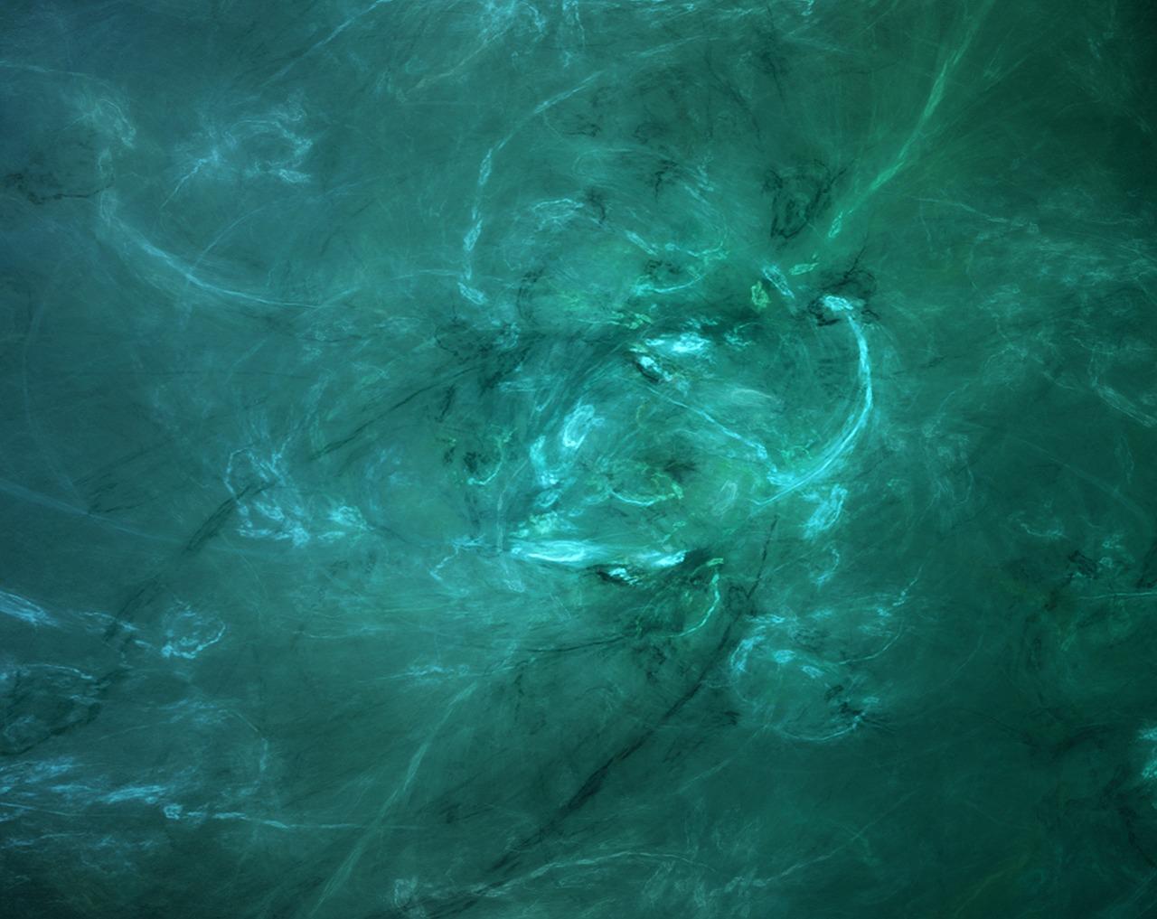 绿配何种色彩佳