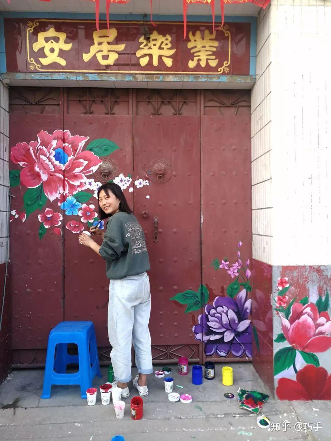 更多资讯,关注灵猫课堂结合原来绿色铁门,画上竹子,突然诗意就来了.