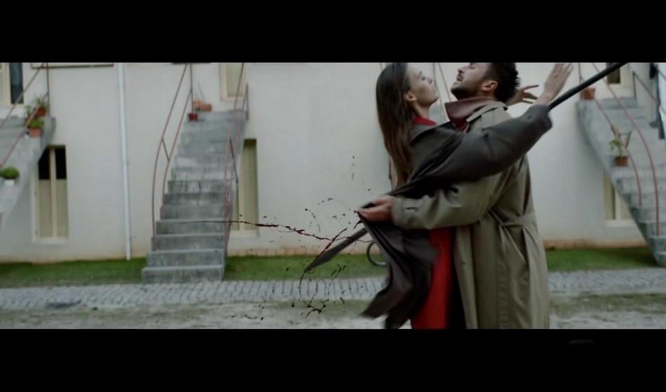 风靡全网奋不顾身的爱情俄罗斯投降吧mv