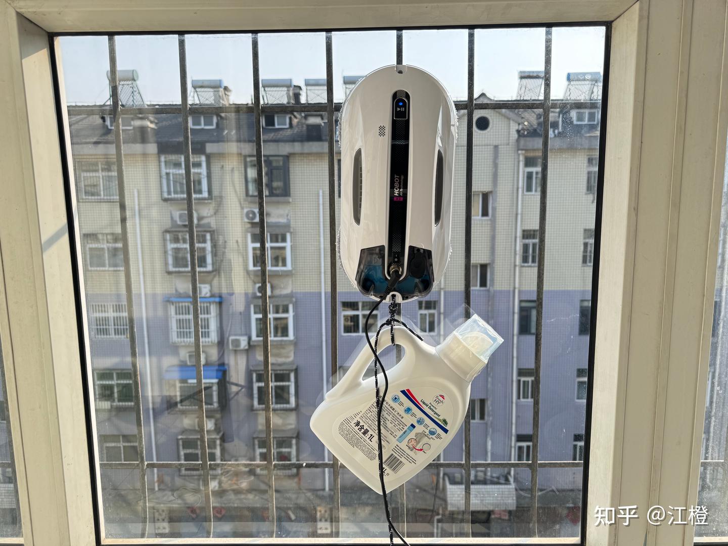 家里窗户整面玻璃没有开窗怎么擦 家里窗户整面玻璃没有开窗怎么擦