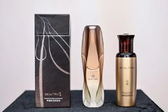 无限极萃雅焕活肌底液闪亮登场