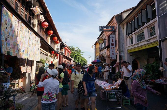 马来西亚,作为东南亚最热门的旅游目的国之一,一直以原始美丽的海岛