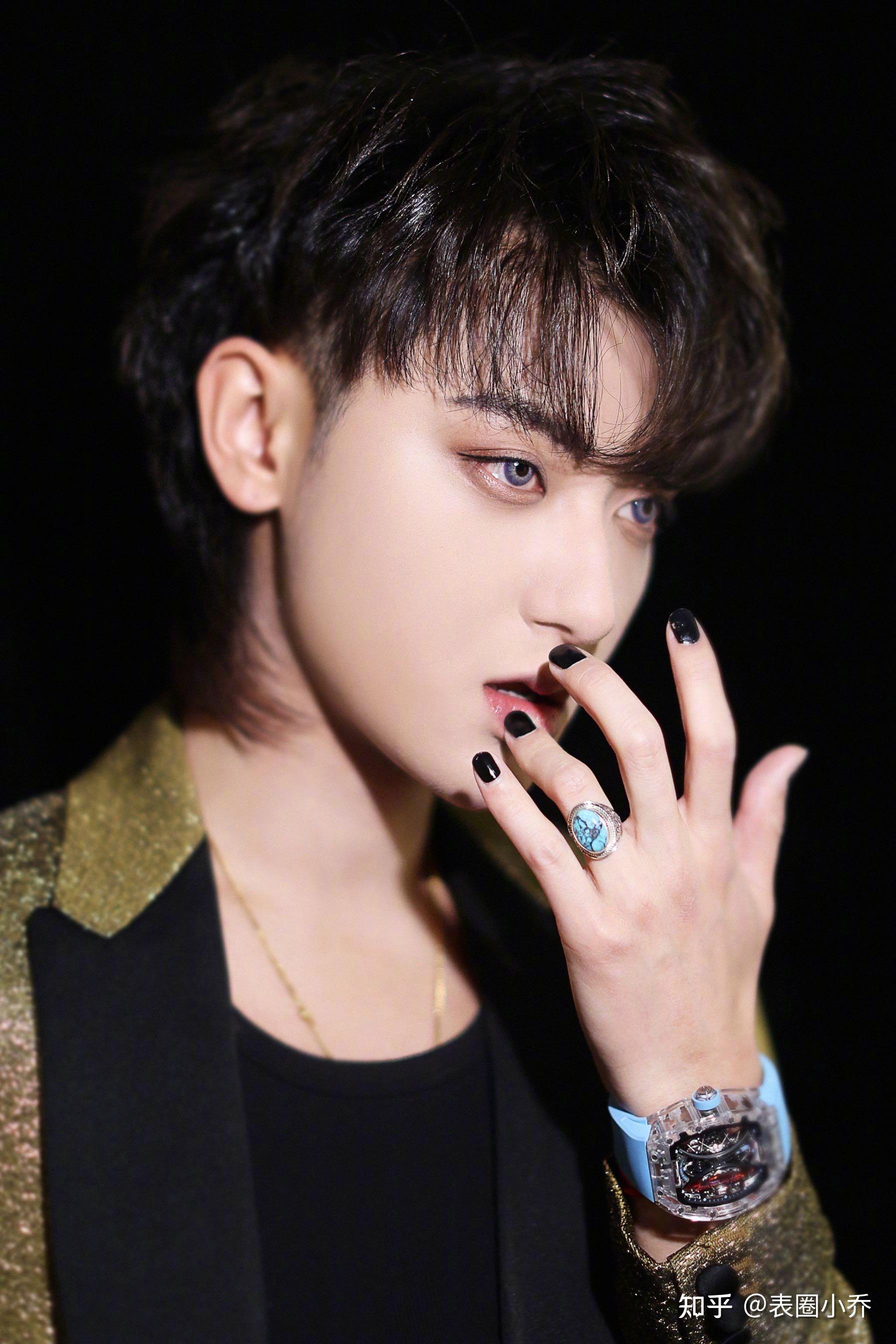 黄子韬的千万级手表是自己的吗? - 知乎