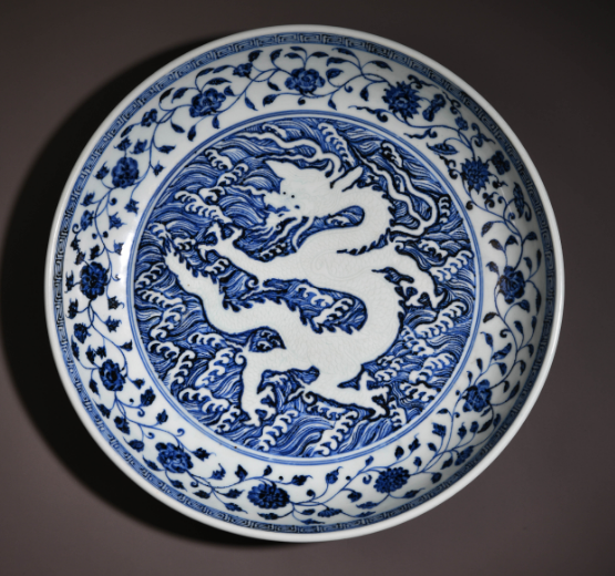 青花白龍皿 大清康熈年製 940 青花白龙纹盘拍卖
