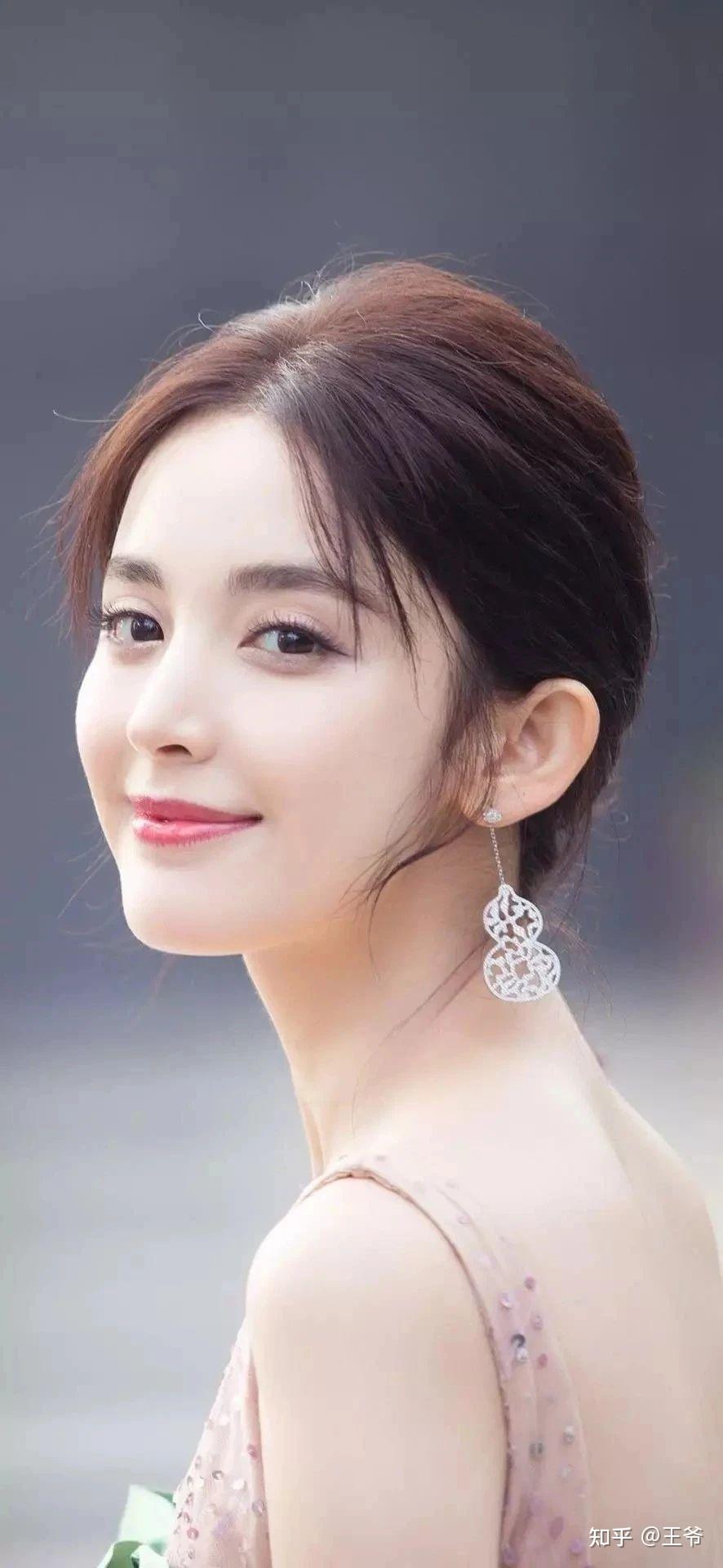 壁纸最美小姐姐高清