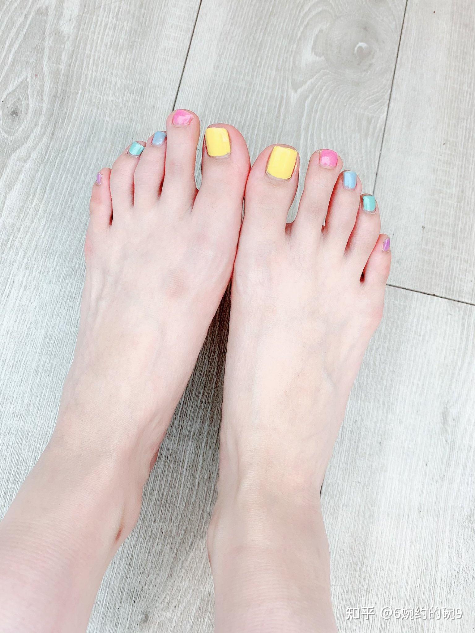 女孩子什么样的脚是好看的脚? - 知乎