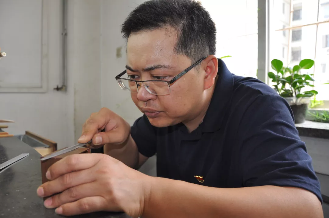 “大国工匠”孟剑锋:我没有最满意的作品 - 知乎