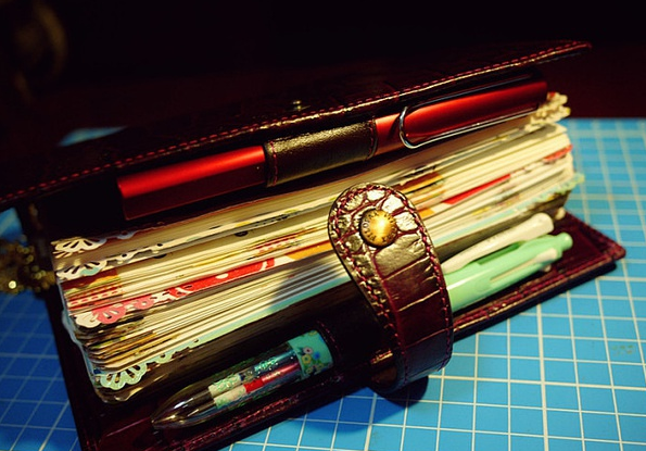 求手账本推荐?手账本应该如何选择?