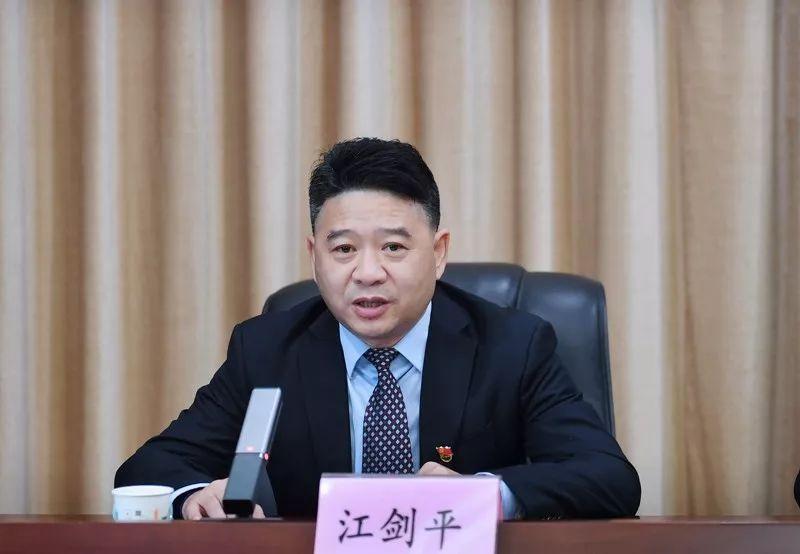 谢谢陈宏文处长,程文局长,熊伟林副处长,龚星华副县长,谢谢各位记者