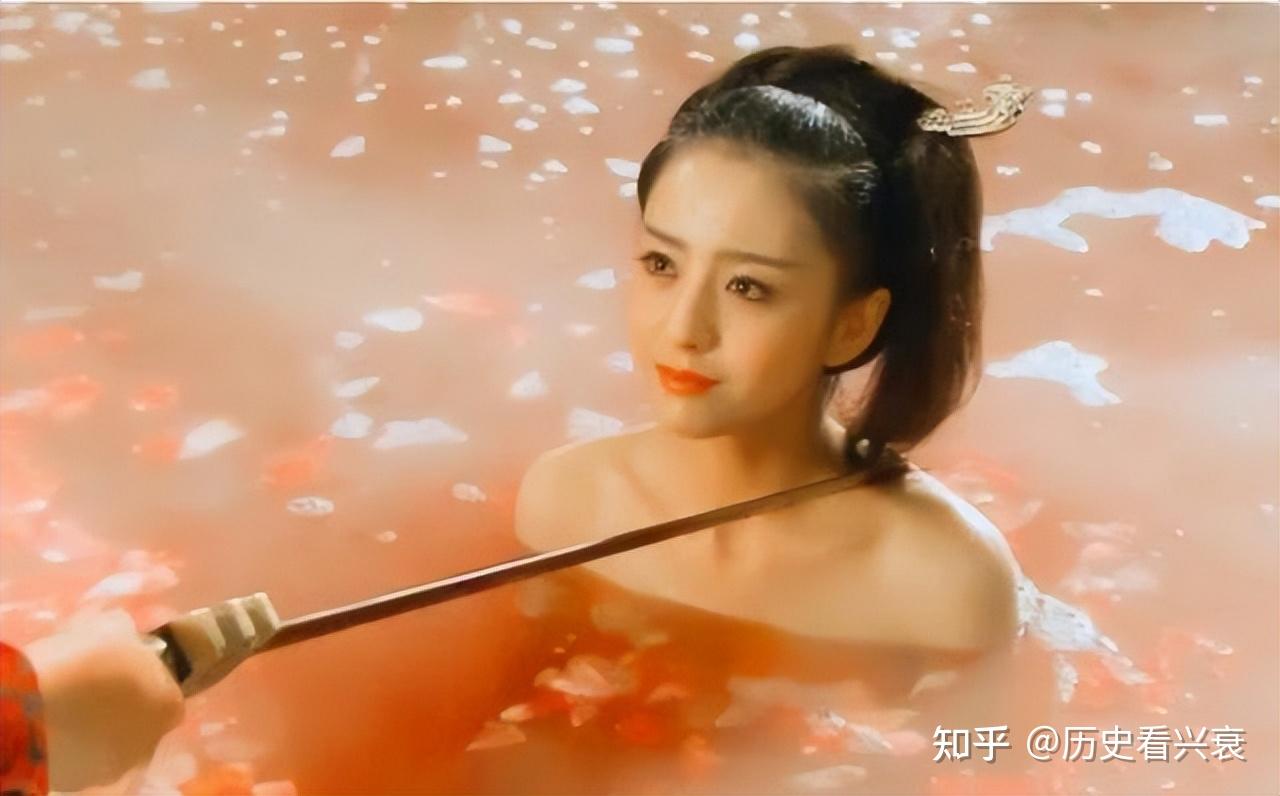 历史上赵飞燕比妹妹赵合德更有名吗