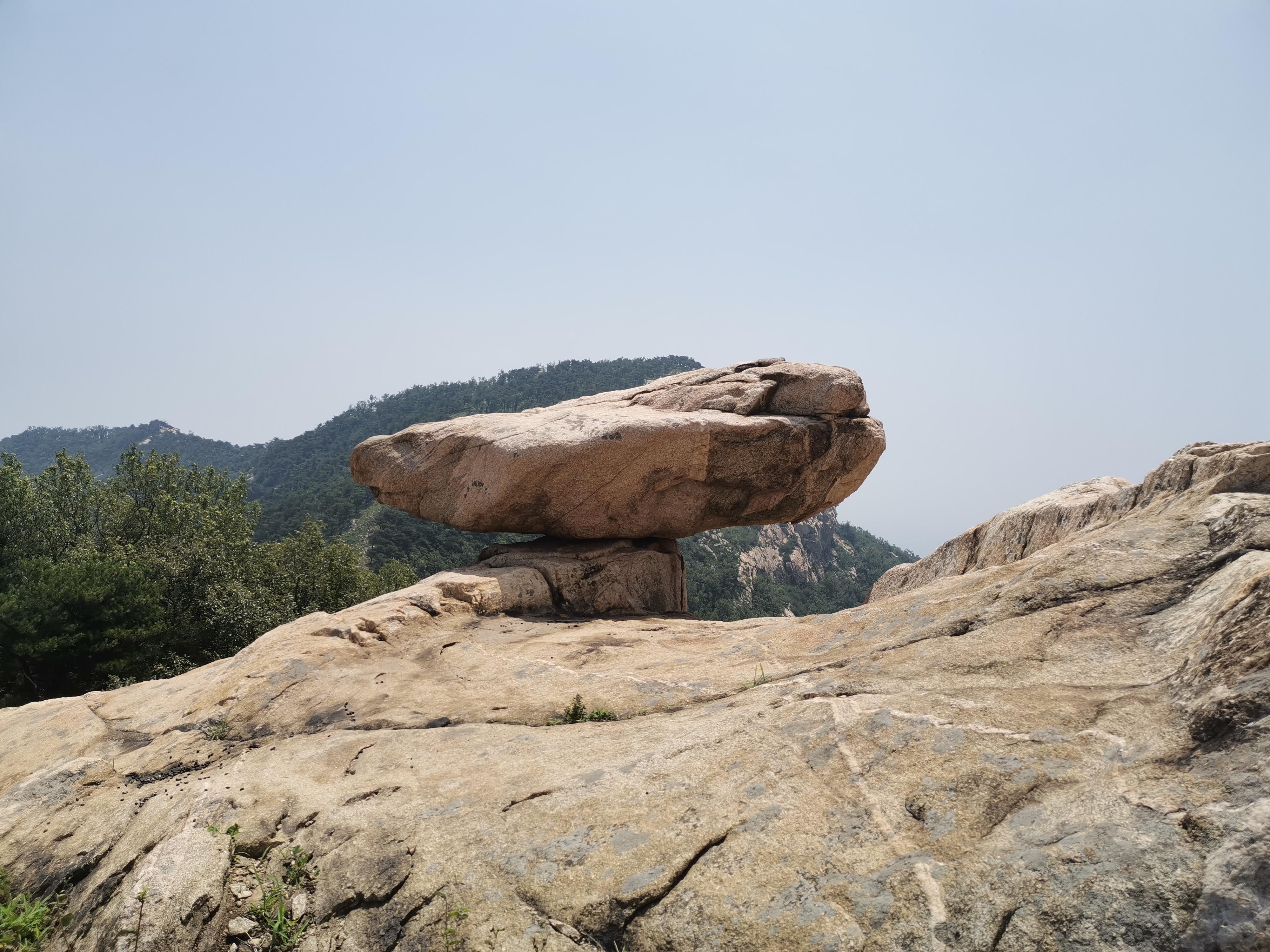 2020赏石东山梁初登傲徕峰