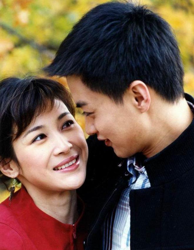 童蕾曾和周一围相恋5年后转身嫁给百亿富豪谁知结果负债14亿