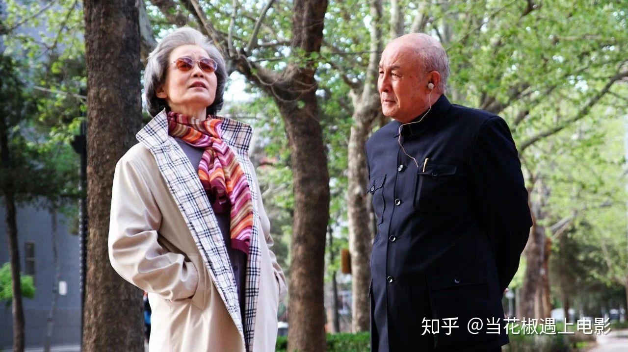 83岁老戏骨许还山,经历坎坷笑对人生,至今活跃在影视圈