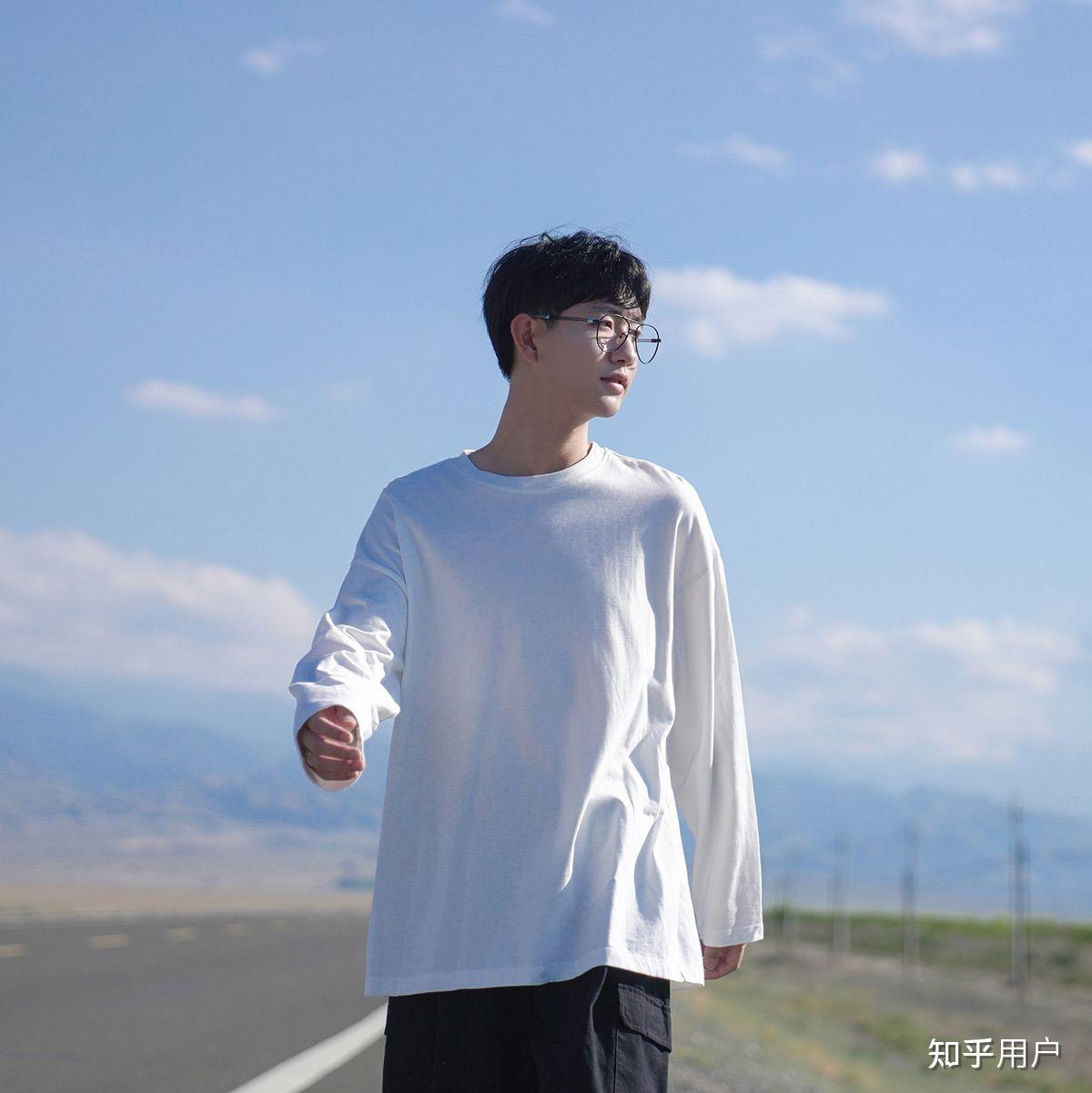 男生如何在大学校园里穿出阳光帅气温暖的感觉