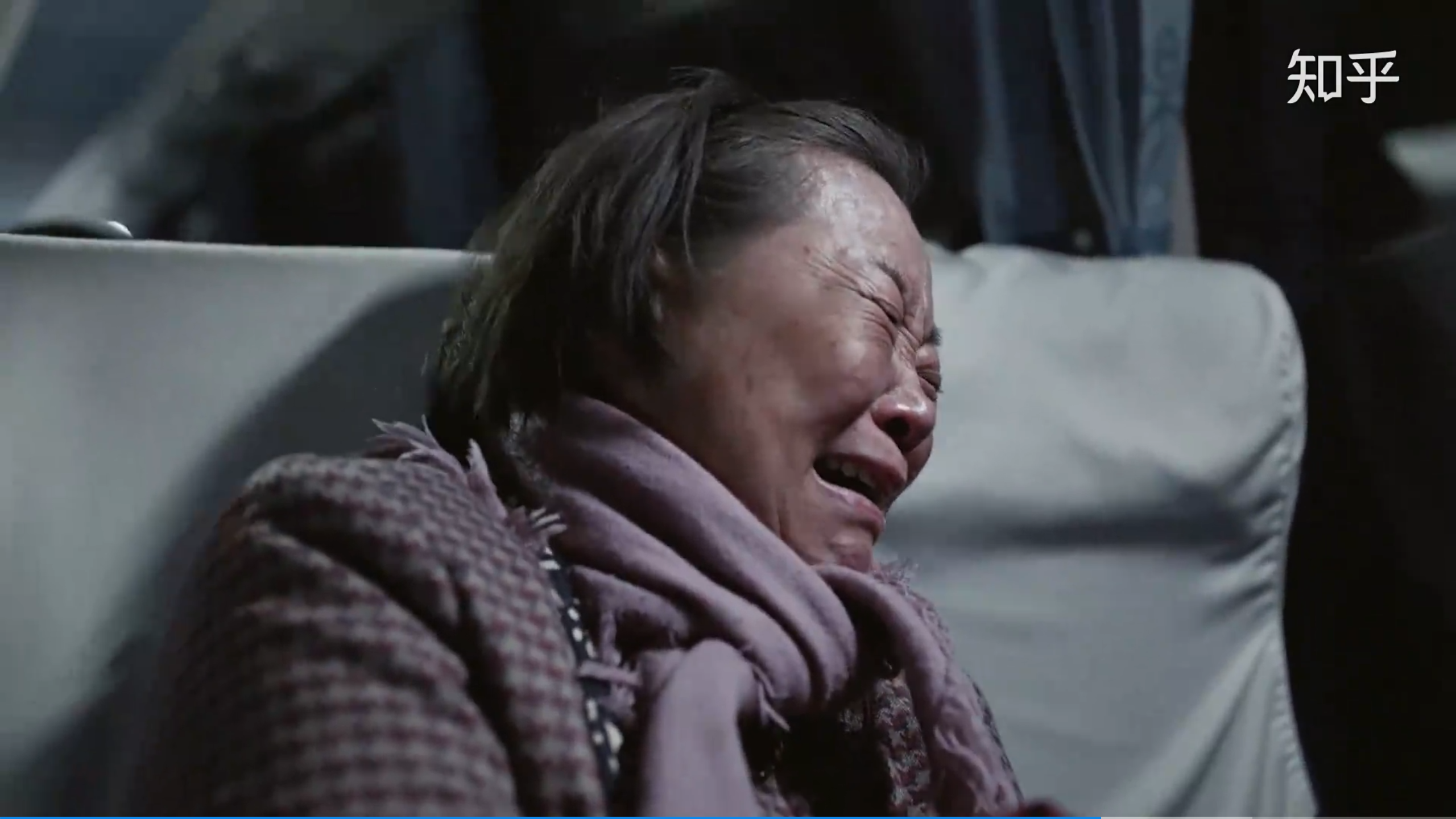 如何评价共青团中央和知乎联合出品的五四微电影《重逢》?