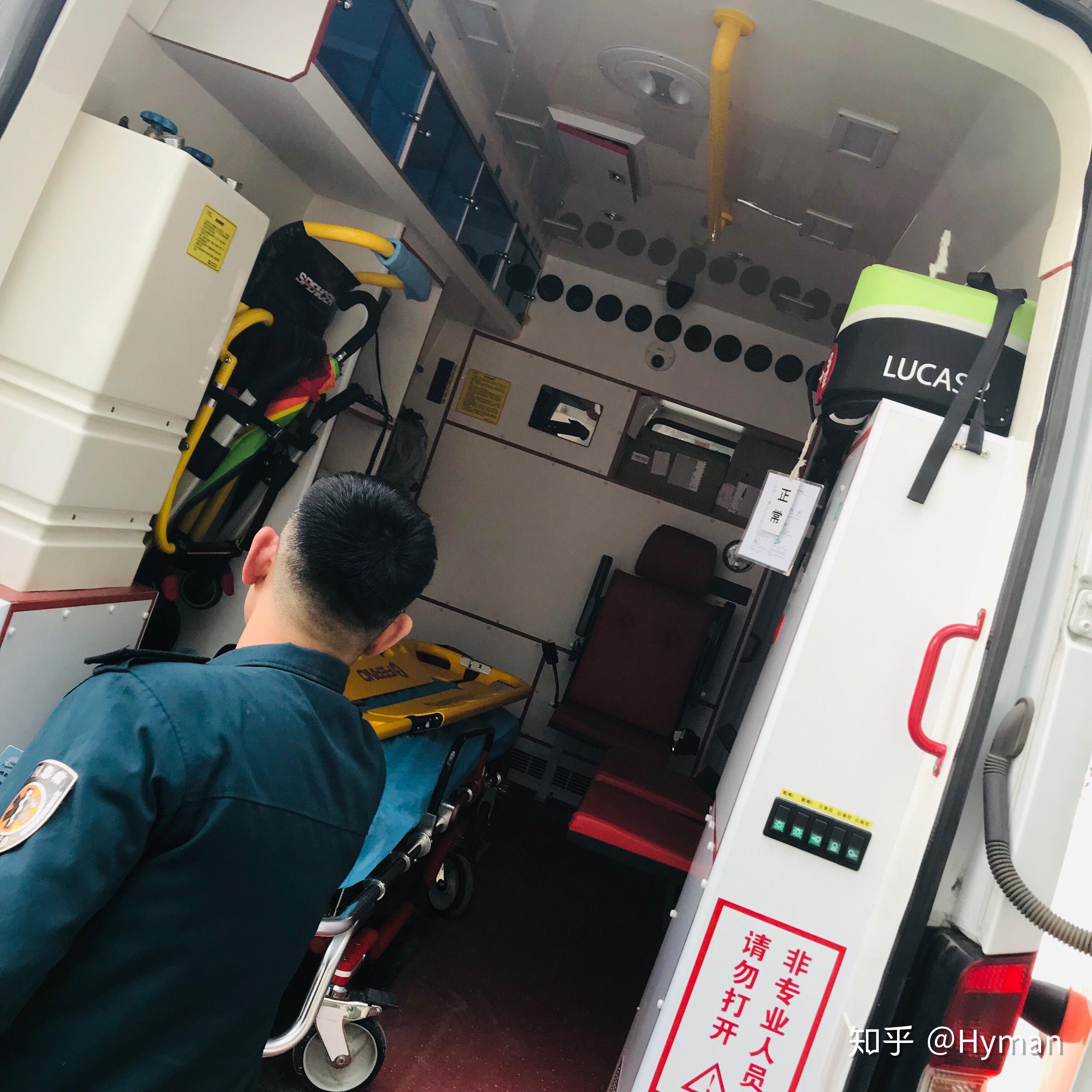 移动的重症监护室 斯堪尼亚R410大型救护车在瑞典首都投入使用 重型车网——传播卡车文化 关注卡车生活