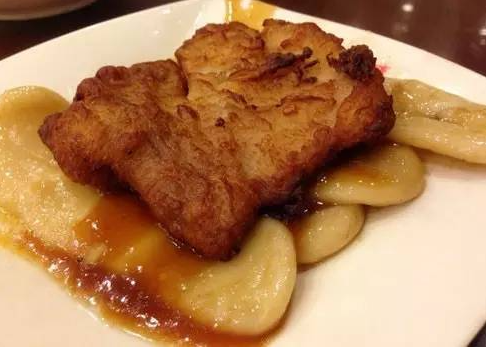 上海特色美食排骨年糕