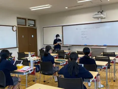 请输入图片描述