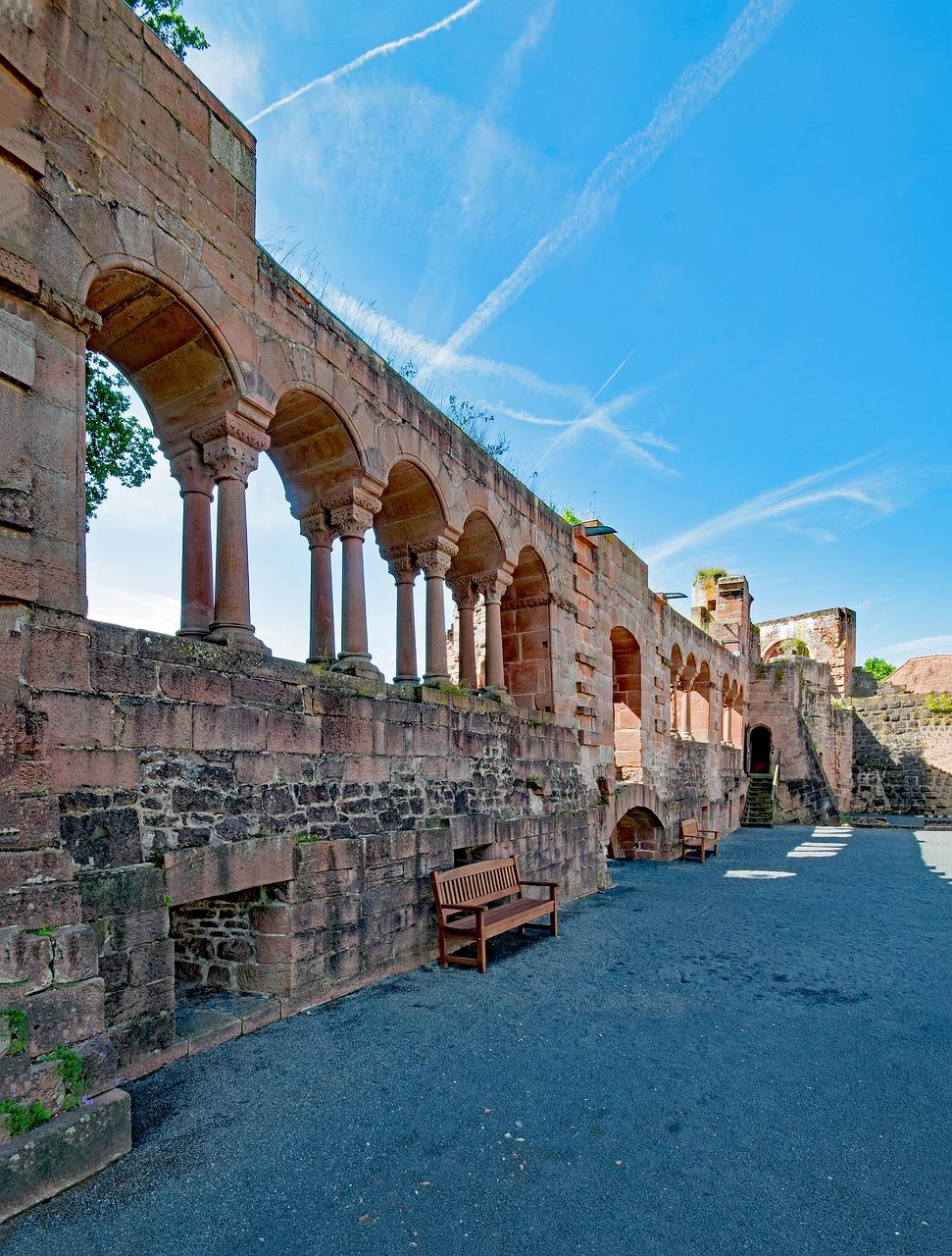 4. 教育资源丰富