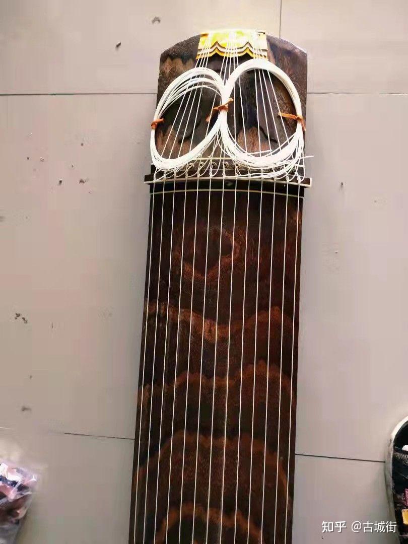 早期日本桐木古琴十三弦一体桐木整挖制作