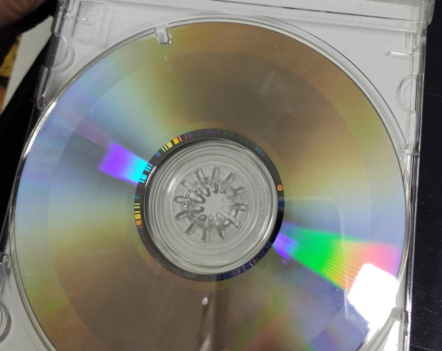 关于D版CD唱片的两个问题 - 知乎