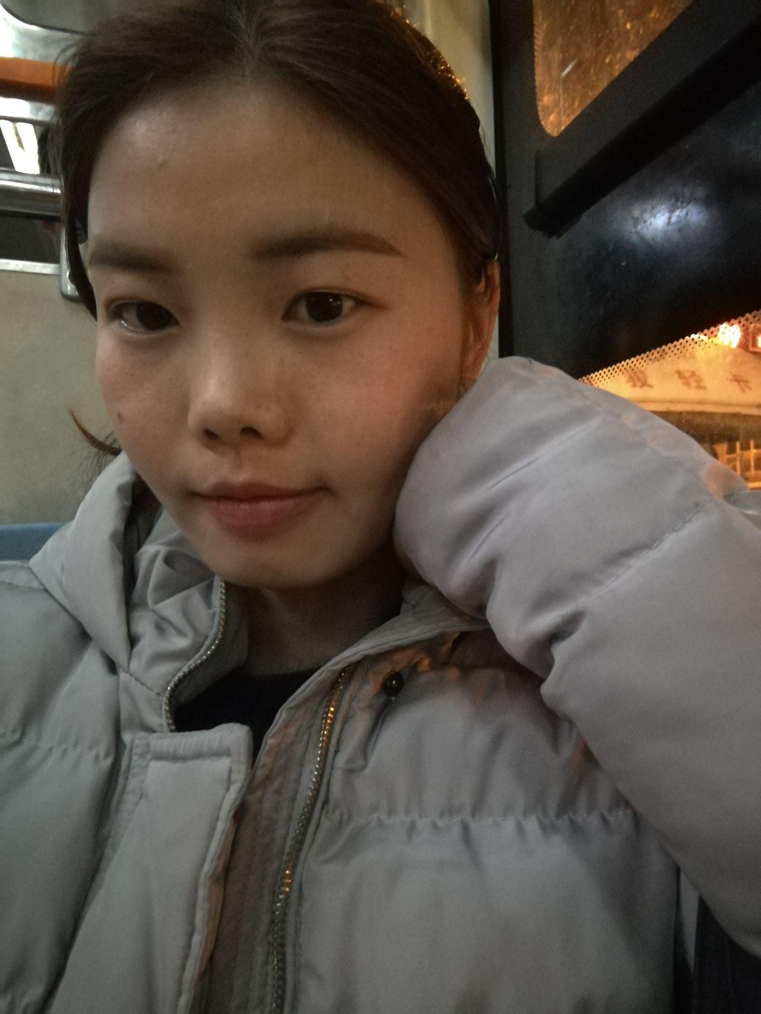 女孩子化妆和素颜的区别大吗