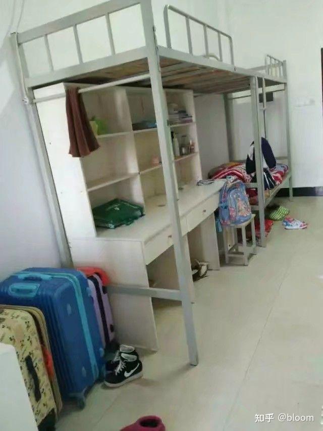 在樟树滨江中学就读什么体验