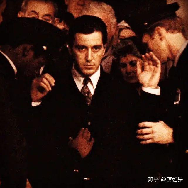 教父中的麦克为何拥有如此强的气场?