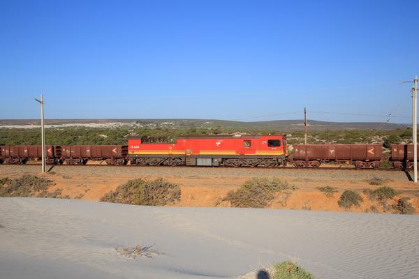 科普南非货运铁路的小木屐15e型和19e型电力机车
