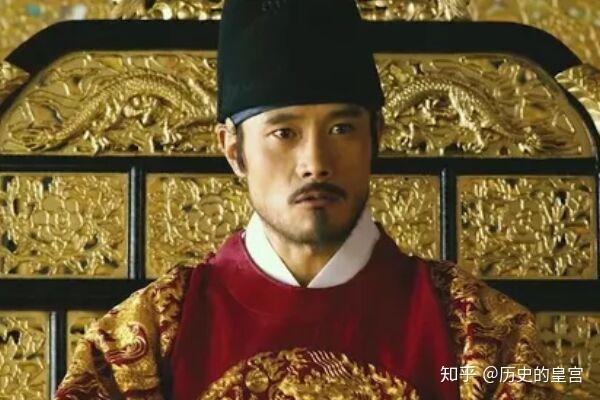 燕山君是朝鲜王朝最臭名昭著的暴君,他死后被剥夺国王身份尚能理解,但