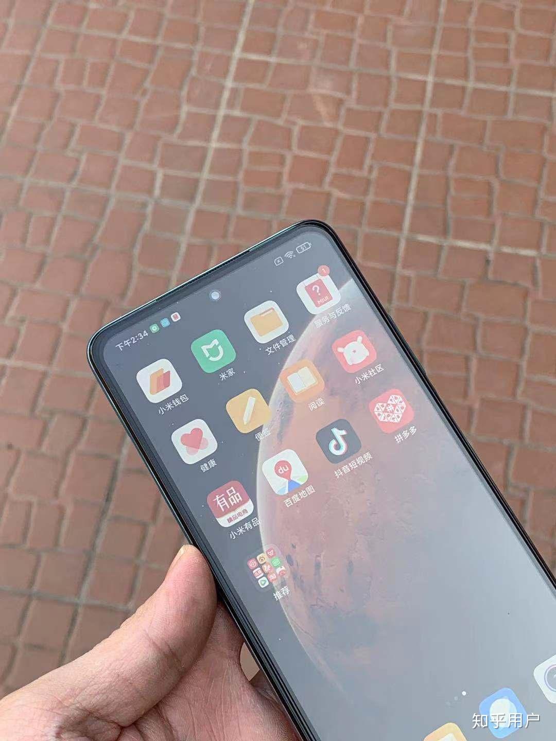 如何看待红米note9pro出厂贴了防指纹高清膜