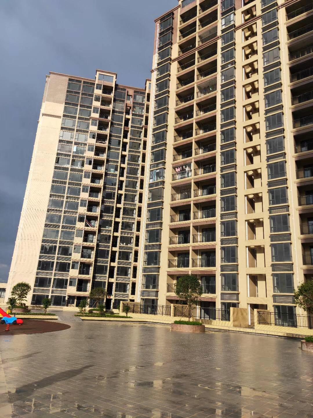 东莞6栋花园小区发绿本两房首期198w