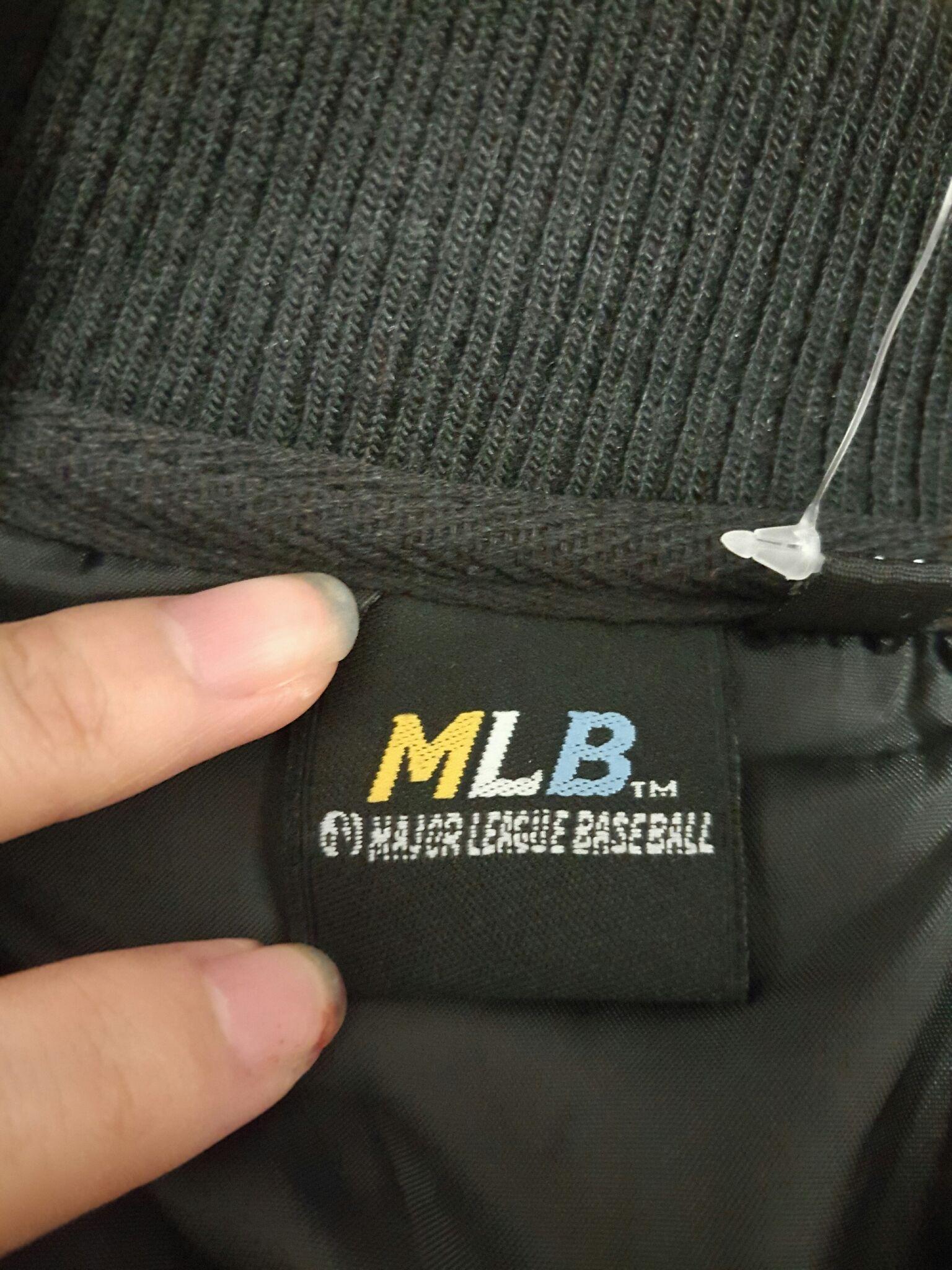 求大神辨别MLB棒球服的真伪? - 匿名用户的回