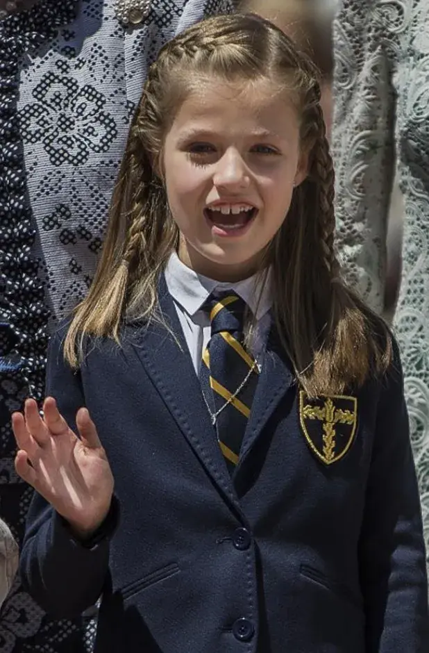 【西班牙热点】莱昂诺尔公主成年啦!西班牙王位继承人养成记 - 知乎