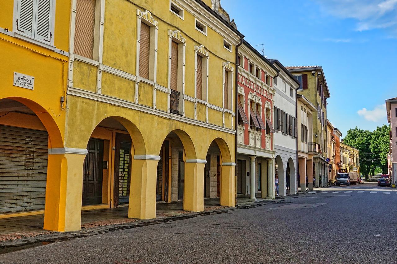 英国挨着什么样