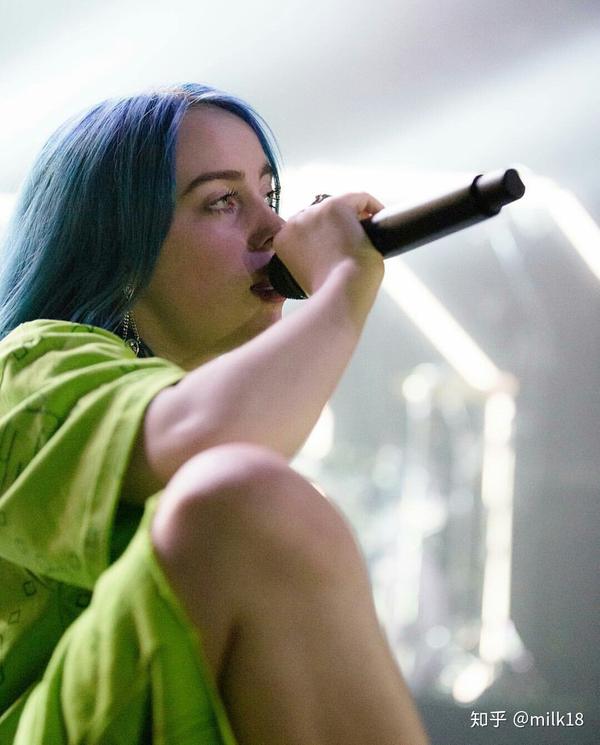 蓝发碧梨必须拥有姓名!