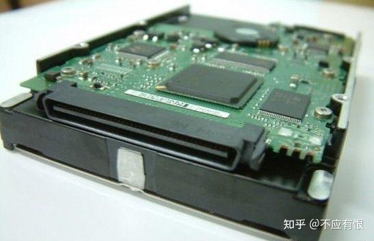 机械硬盘(HDD)和固态硬盘(SSD)的区别插图11 机械硬盘(HDD)和固态硬盘(SSD)的区别插图11