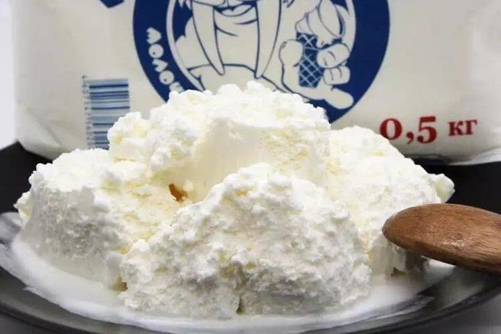 计划在霍尔果斯注册一家创业投资公司和一家融