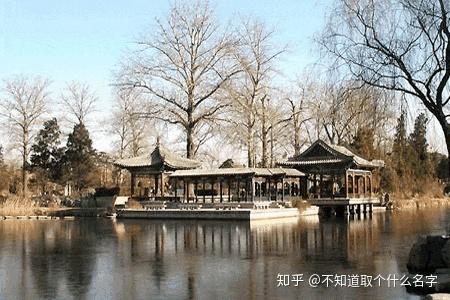 中国最美大学前十 v2-7a3e644d49635fba35dcf3c42045ff3c_r.jpg