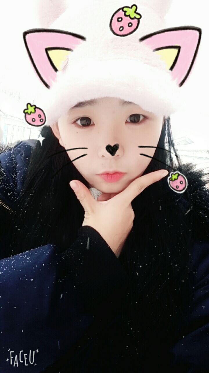 为什么人类觉得黑眼仁大的女生好看?