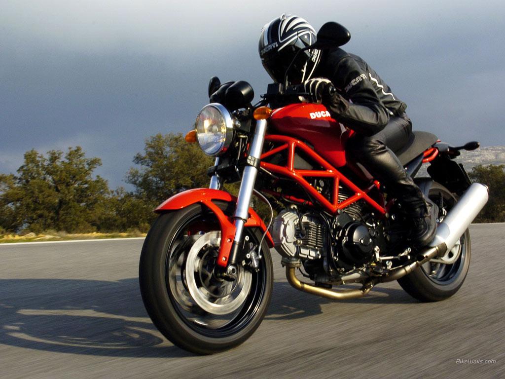 聊历史杜卡迪monster家族发展史下