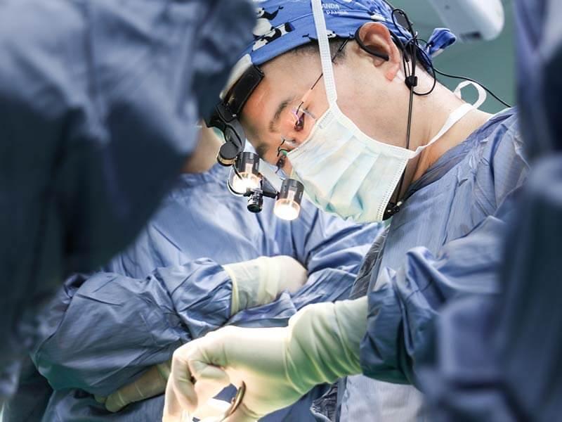 隆胸失败的修复重建手术 怎麽选医生 陈大正医师 群英整形医美 知乎