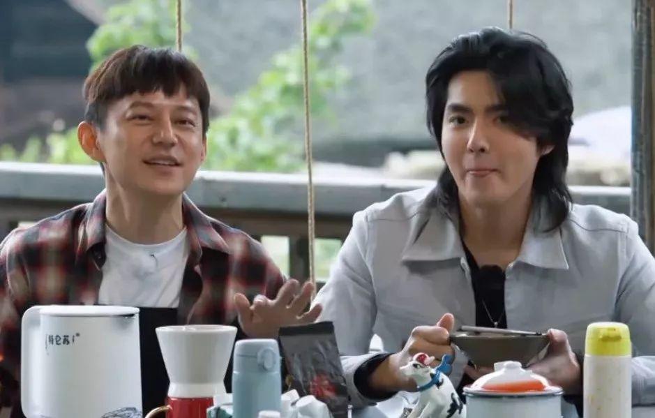 陈坤霍建华胖上热搜:"你还记得当年紧致的少年郎吗?