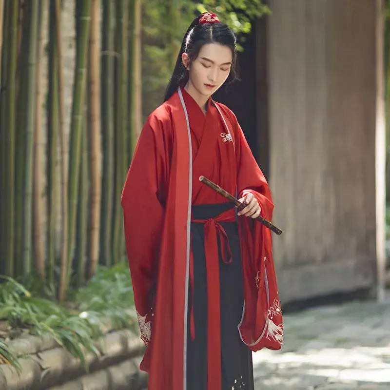 汉服蜜月穿搭图文,汉服蜜月穿搭图文介绍